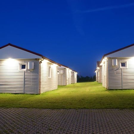 Cuma Camp Villa Sarbinowo Eksteriør bilde