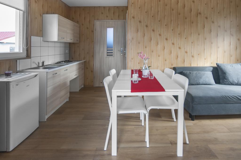 Cuma Camp Villa Sarbinowo Eksteriør bilde